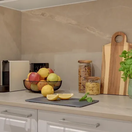 Lawendowa Old Town Signature With Shared Kitchen By Downtown Apartamento