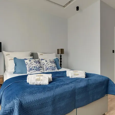 Lawendowa Old Town Signature With Shared Kitchen By Downtown